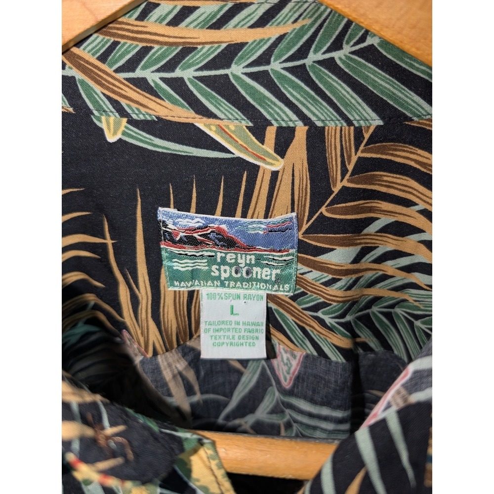 VTG Reyn Spooner Men's L Hawaiian Tropical Floral Short Sleeve Rayon Woven Shirt